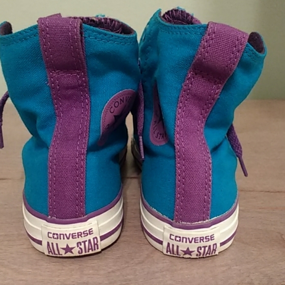SOLD - Converse High Tops - Picture 3 of 7